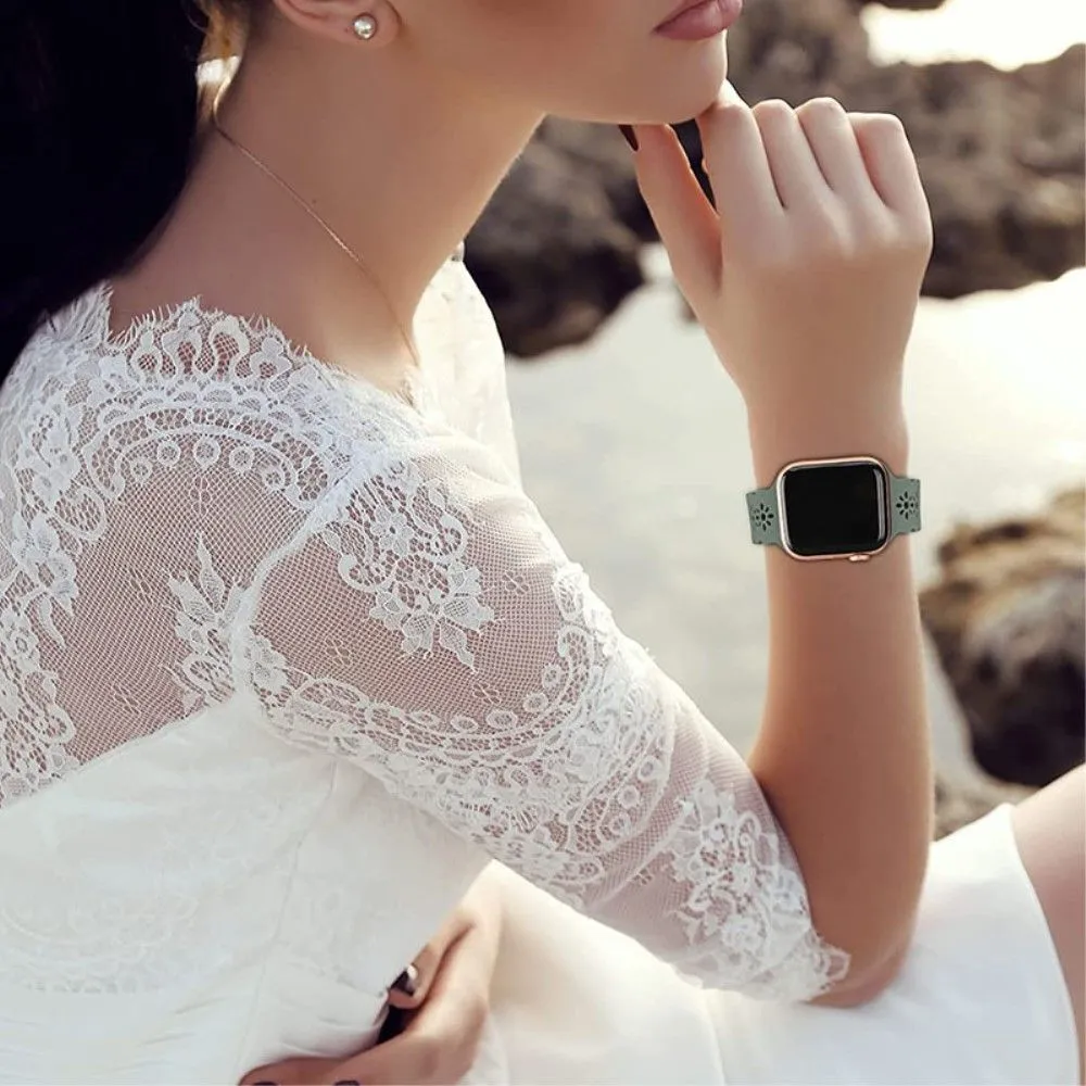 Apple Watch (45mm) stylish blossom silicone watch strap - Green